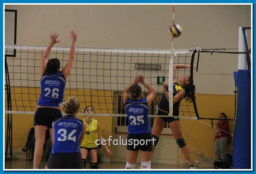 121144 volley 065_tn.jpg